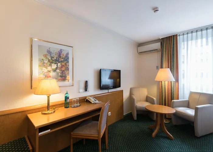 Hotel Belmont Classic 3*